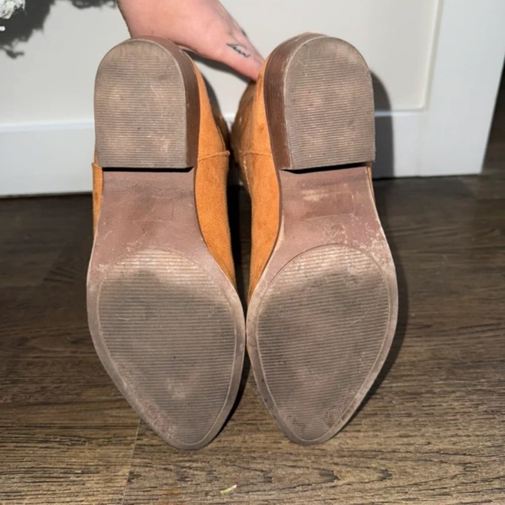 Qupid Tan Suede Western Knee-High Heeled Boots - Picture 5 of 5